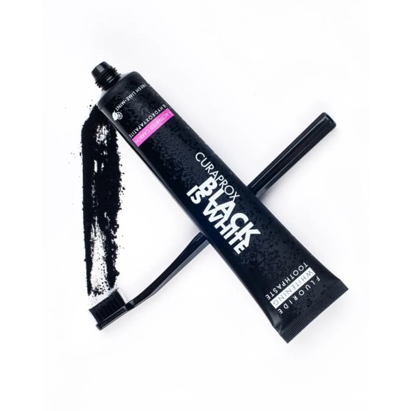 conjunto-black-is-white-90-ml-4.jpg