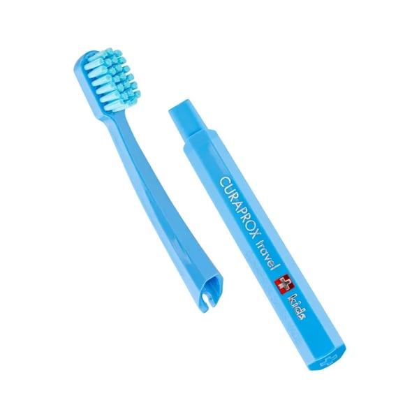 kit-de-viagem-kids-azul-6-12-anos-4.jpg
