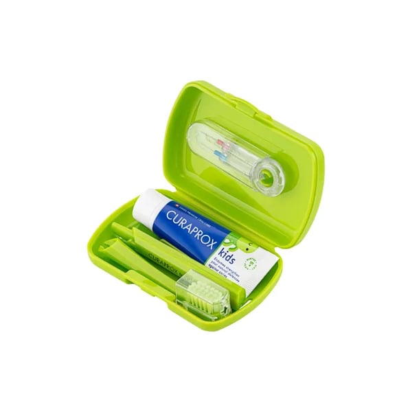 kit-de-viagem-kids-verde-6-12-anos-2.jpg