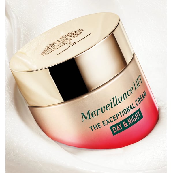 paid-media-merveillance-kv-cream-en-02-1080x1920.webp